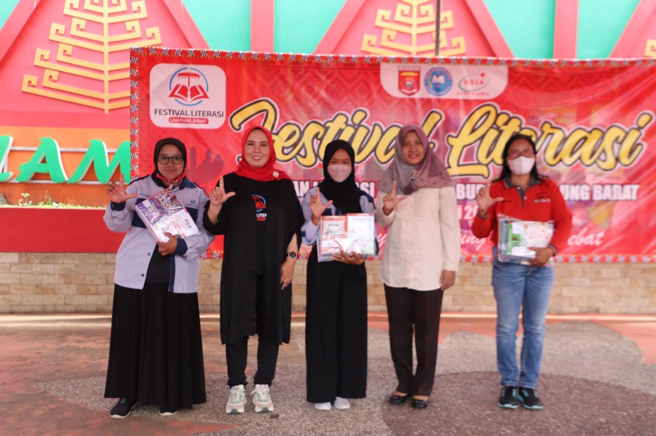 Komitmen Sebagai Kabupaten Literasi, Bupati Parosil Buka Festival Literasi Kabupaten Lampung Barat Tahun 2022