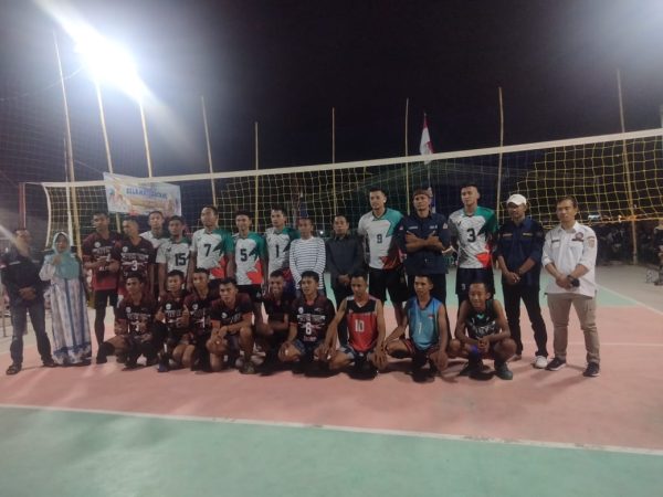 Open Tournament Bola Volly, Karang Taruna Tunas Muda Kampung Adijaya Meraih Gelar Juara 1