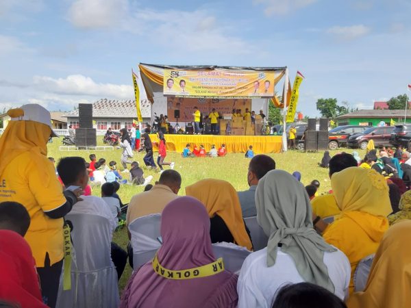 Ribuan Warga Antusias Ikuti Jalan Sehat Yang Digelar DPD Partai Golkar Pesawaran