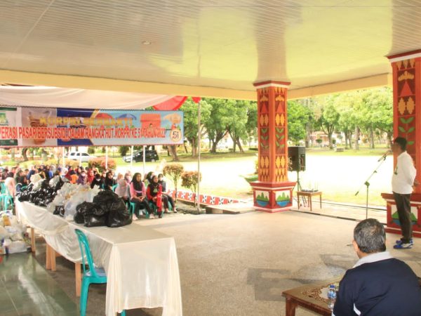 Peringati Hari Korpri Ke-51, Pengurus Korpri Lampung Barat Bagikan 1000 Paket Sembako