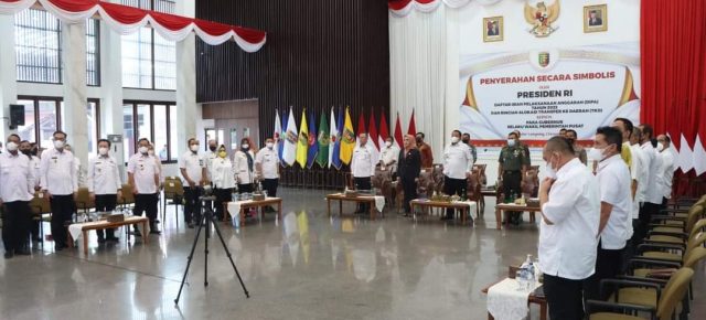 Gubernur Arinal Djunaidi Ikuti Kegiatan Penyerahan DIPA dan TKDD Tahun Anggaran 2023 Oleh Presiden Republik Indonesia Secara Virtual