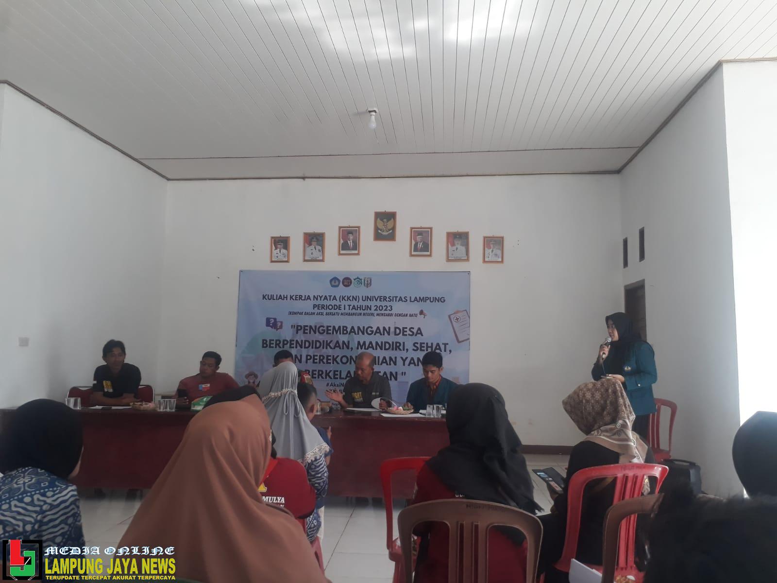 Dampingi Mahasiswa KKN UNILA, Babinsa 427-06/Baradatu Laksanakan Kegiatan Lokakarya