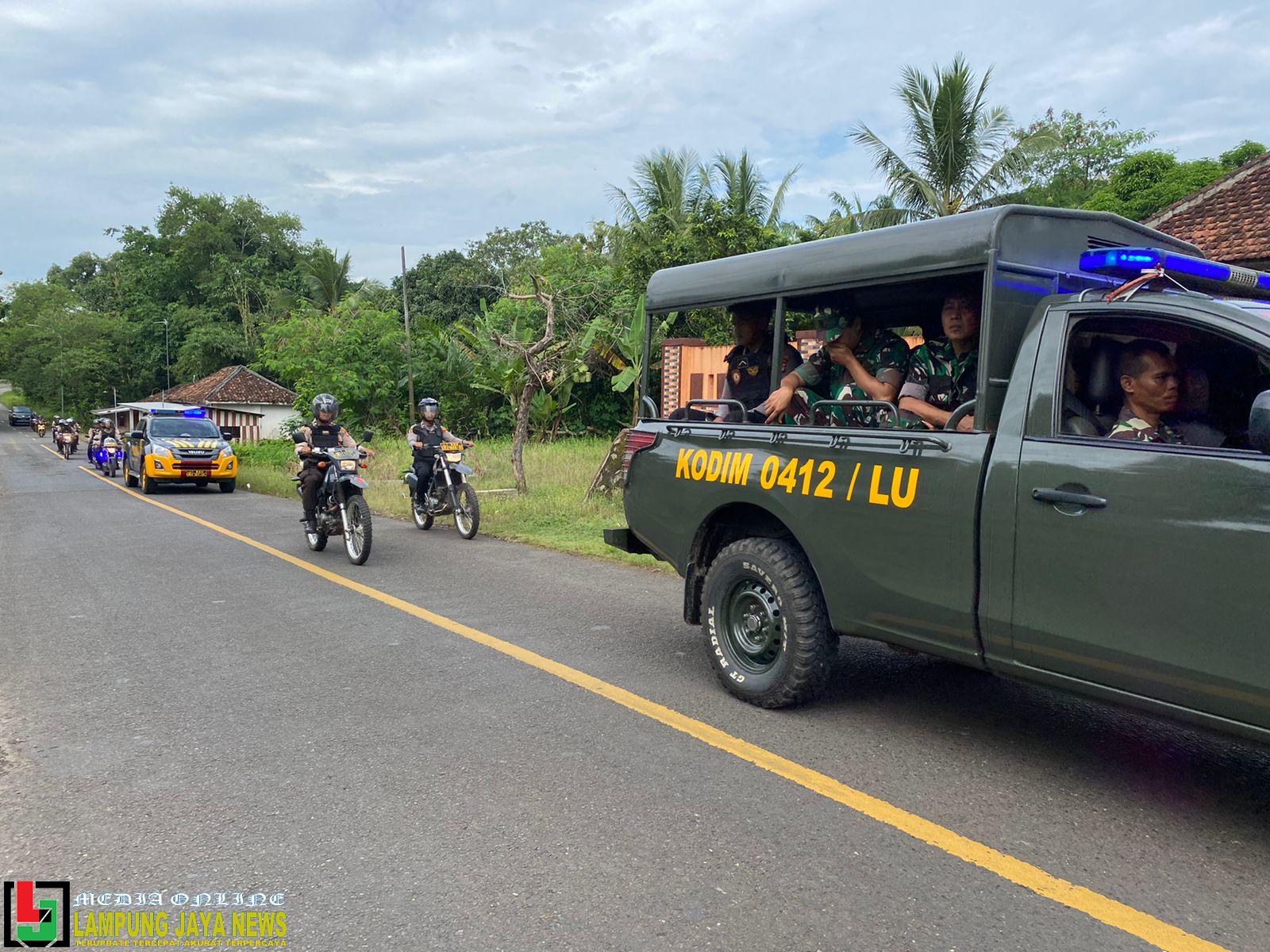 Pastikan Kamtibmas Berjalan Kondusif, Polres Lampung Utara Bersama Kodim 0412/LU Gelar Patroli Bersama