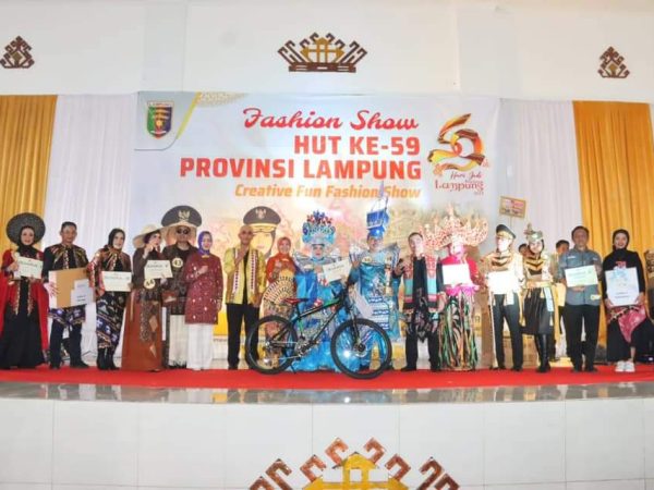 Lomba Fashion Show, Turut Meriahkan Rangkaian HUT Ke-59 Provinsi Lampung