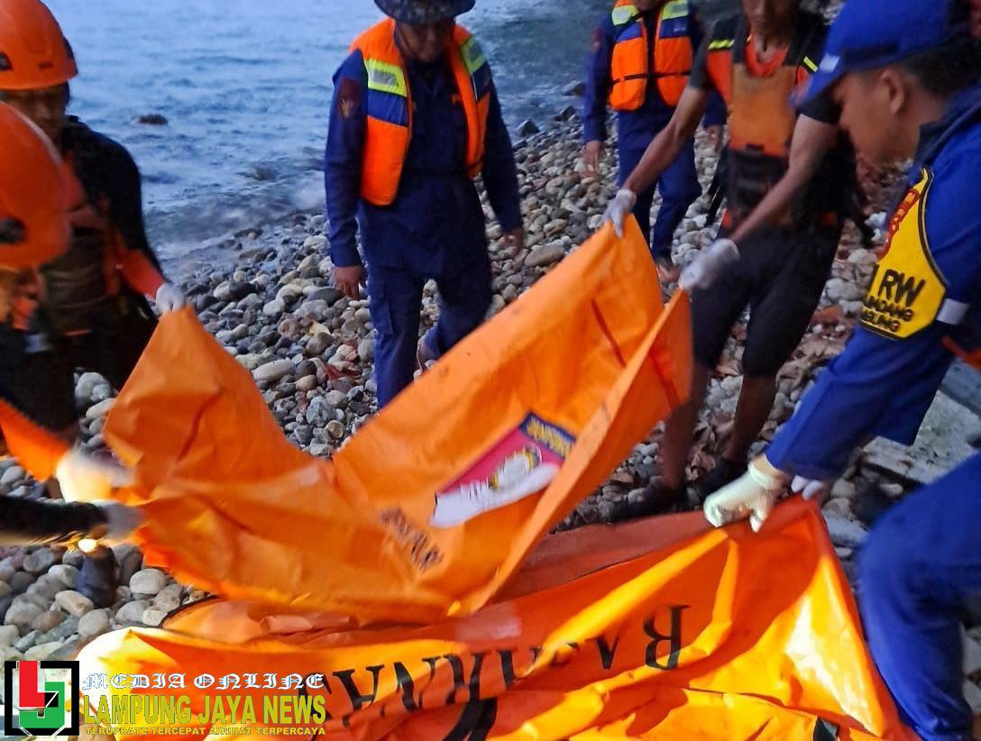 Polres Tanggamus Identifikasi dan Evakuasi Mayat Anonim Pantai Teluk Brak Pematang Sawa
