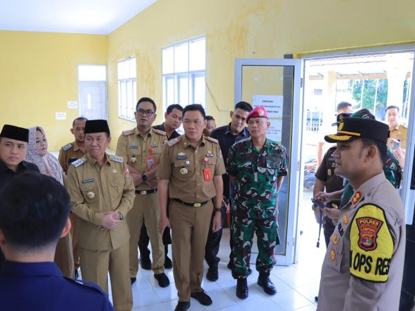 Bersama Forkopimda, Kapolres Lampung Utara Gelar Patroli Tinjau Logistik Pemilu 2024