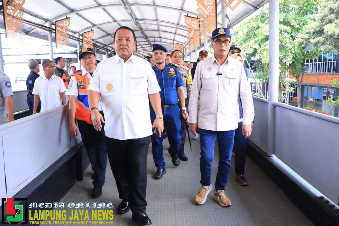 Dampingi Menteri Perhubungan, Gubernur Arinal Djunaidi Tinjau Kesiapan Penanganan Penyeberangan Selat Sunda