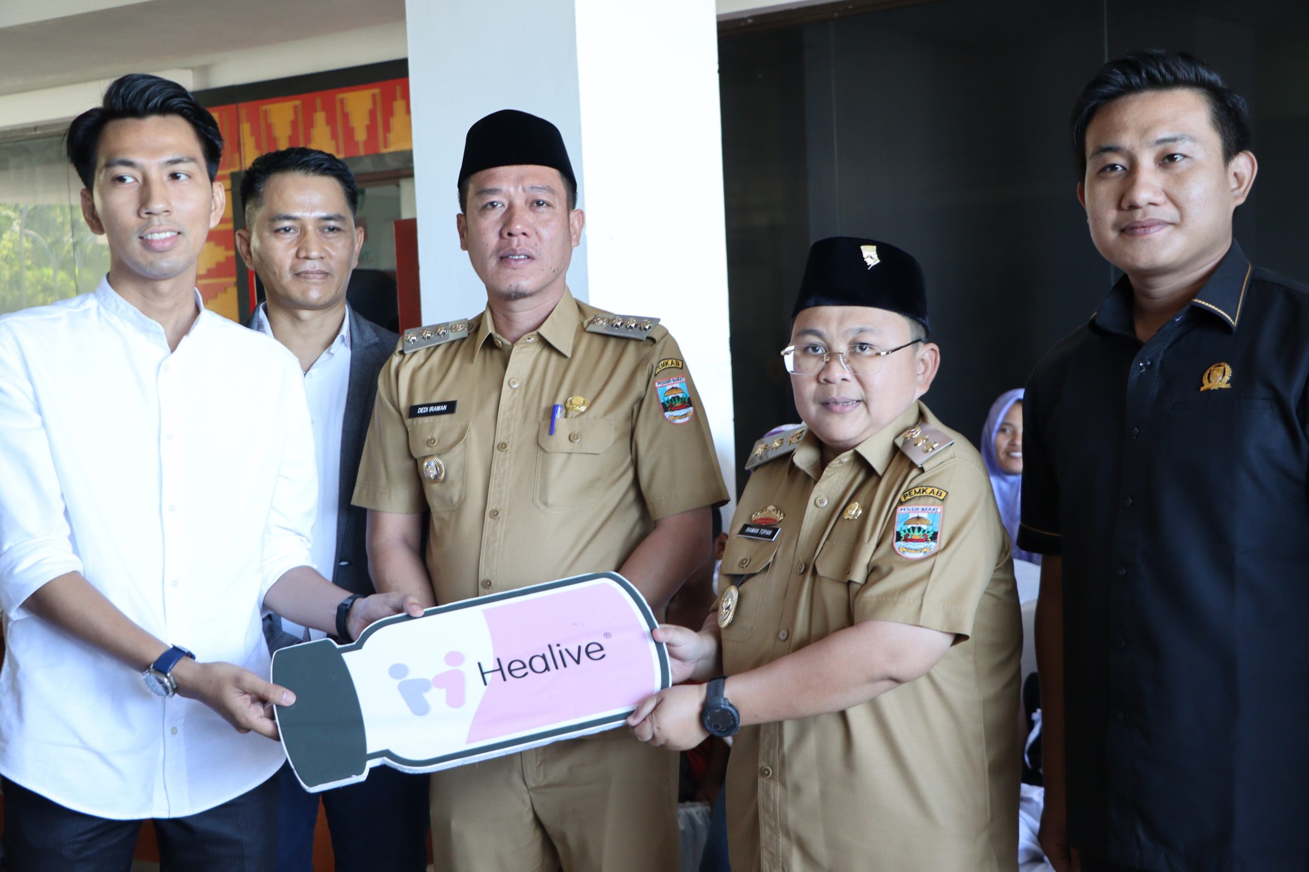 Bupati Dedi Irawan Buka Kick Off Vakasinasi DalamRangka Pengabdian Kepada Masyarakat Bupati Dedi Irawan Buka Kick Off Vakasinasi DalamRangka Pengabdian Kepada Masyarakat