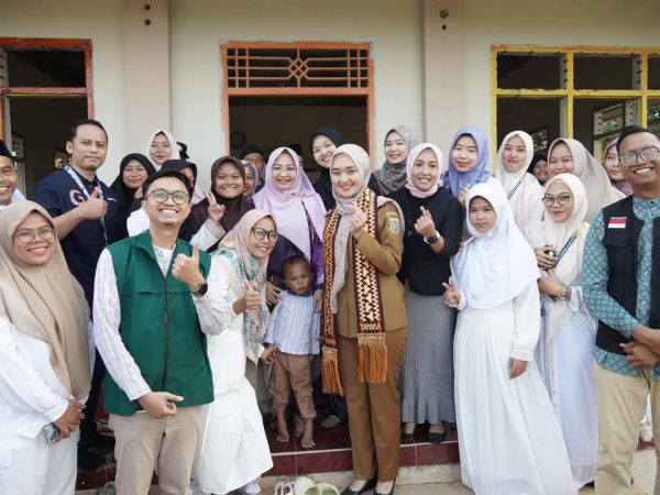 Pemprov Lampung Apresiasi Kolaborasi Amal, Ribuan Mushaf Al-Qur’an Disalurkan Untuk Umat Pemprov Lampung Apresiasi Kolaborasi Amal, Ribuan Mushaf Al-Qur’an Disalurkan Untuk Umat