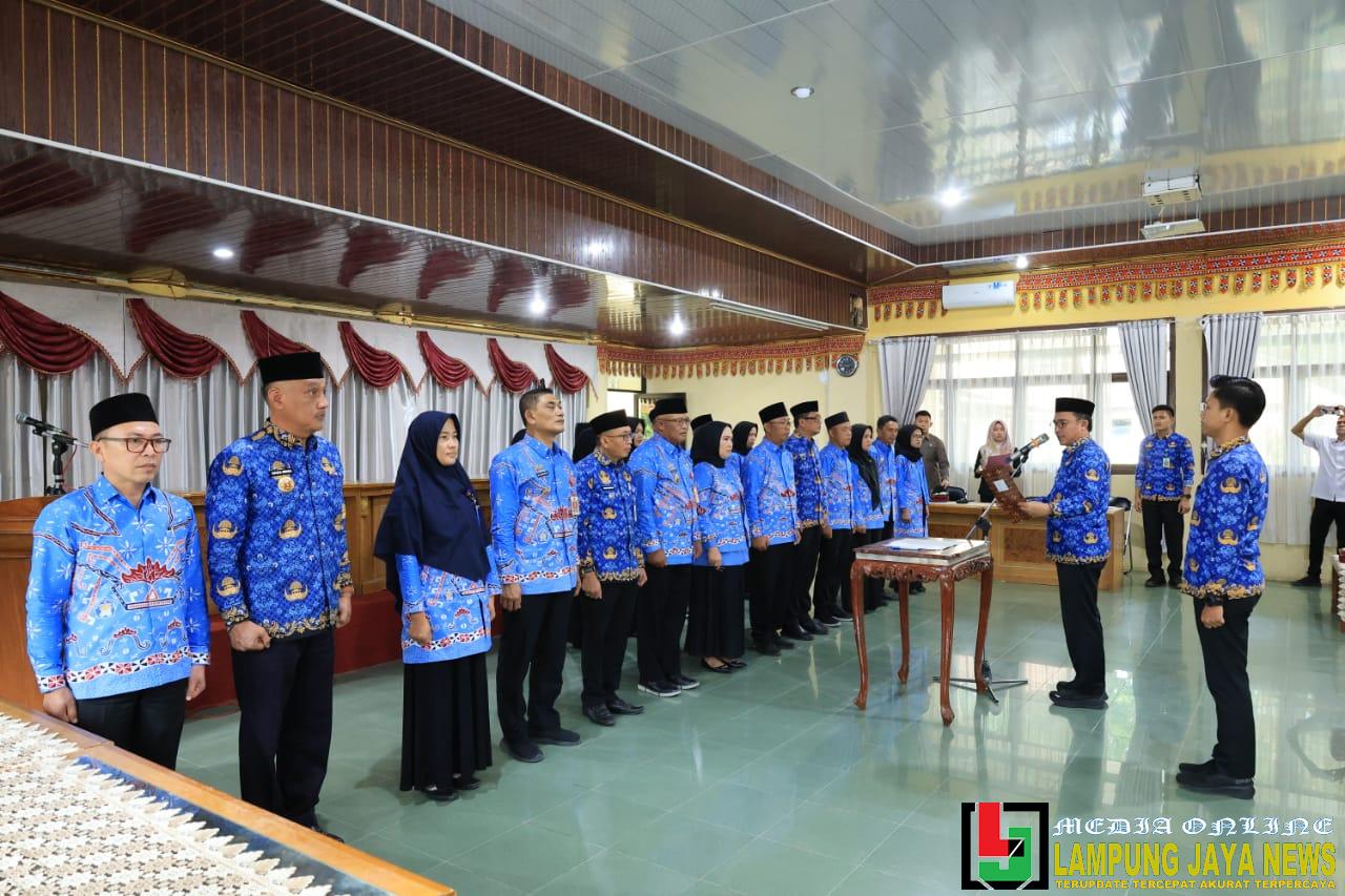 Parosil Mabsus Resmi Melantik Tim Pembina Posyandu Kabupaten Lampung Barat 2025 - 2030 Parosil Mabsus Resmi Melantik Tim Pembina Posyandu Kabupaten Lampung Barat 2025 - 2030