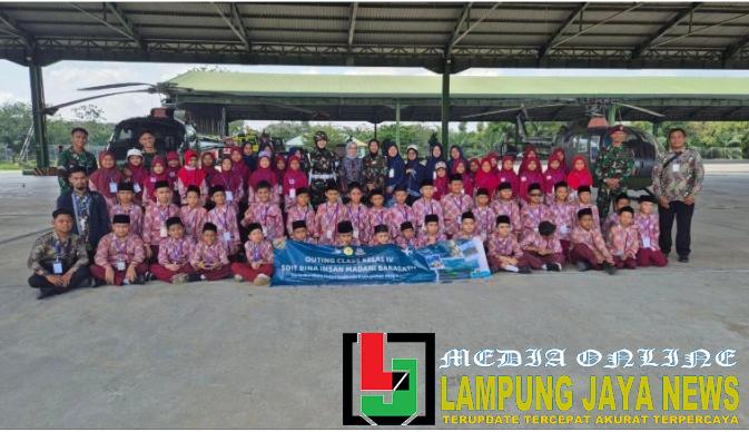 Dampingi SD IT Bina Insani, Plt Bupati Ayu Asalasiyah Berikan Wisata Edukasi Di Skadron 12/AJY
