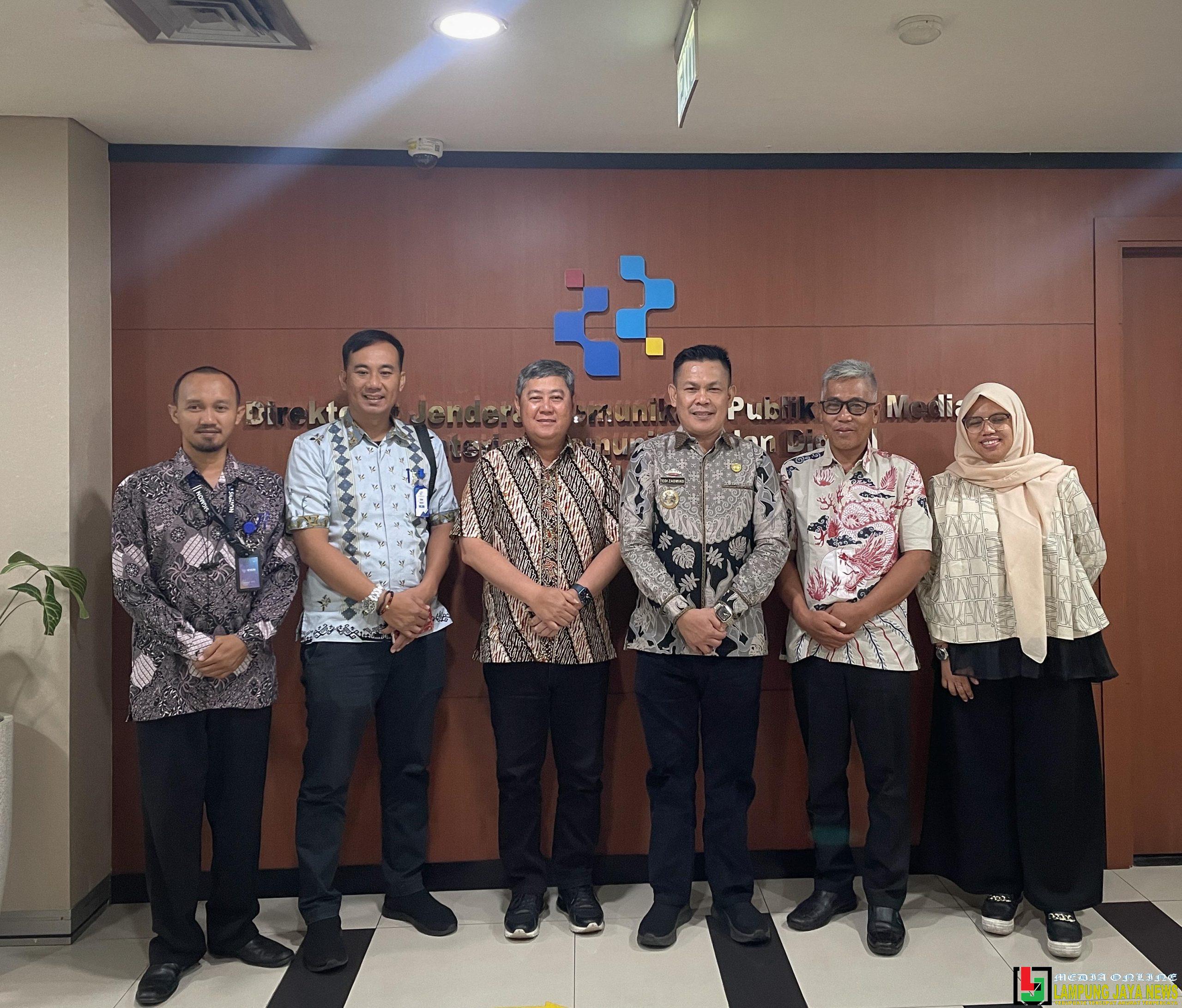 PJ. Sekda Tedi Zadmiko Koordinasi Ke Kementerian Komunikasi dan Digital PJ. Sekda Tedi Zadmiko Koordinasi Ke Kementerian Komunikasi dan Digital