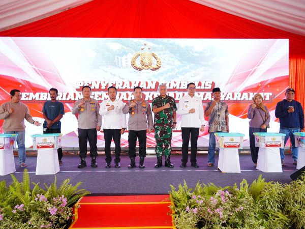 Kapolri Ground Breaking Asrama Polresta Samarinda, Komitmen Polri Tingkatkan Pelayanan kepada Masyarakat Kapolri Ground Breaking Asrama Polresta Samarinda, Komitmen Polri Tingkatkan Pelayanan kepada Masyarakat