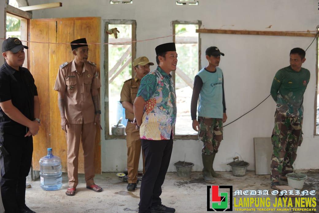 Tak Kenal Lelah, Bupati Dedi Irawan Sempatkan Waktu Kunjungi Pelaksanaan TMMD Di Pemerihan Tak Kenal Lelah, Bupati Dedi Irawan Sempatkan Waktu Kunjungi Pelaksanaan TMMD Di Pemerihan