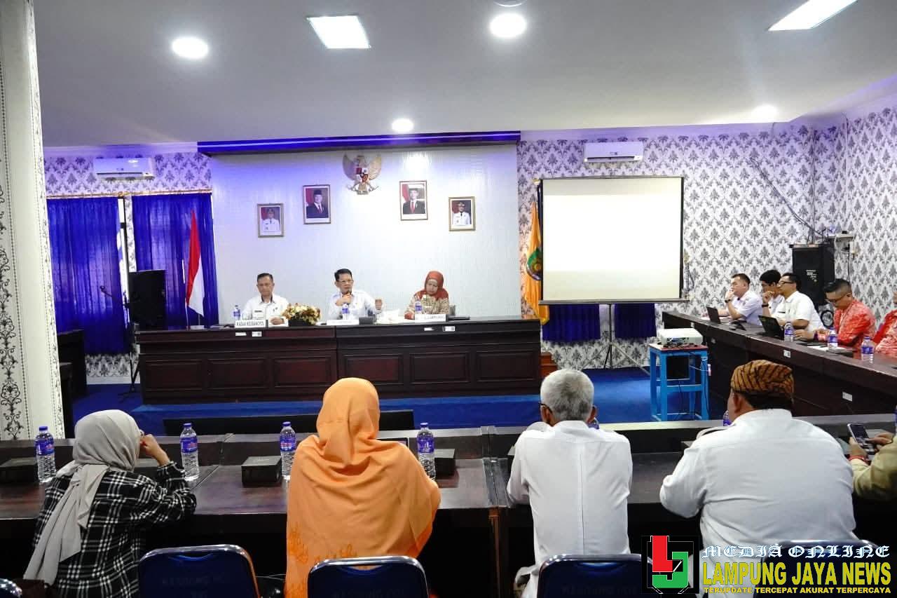 Lampung Targetkan Kenaikan Nilai IDI, Pj. Sekda Dorong Kolaborasi Seluruh Elemen Lampung Targetkan Kenaikan Nilai IDI, Pj. Sekda Dorong Kolaborasi Seluruh Elemen