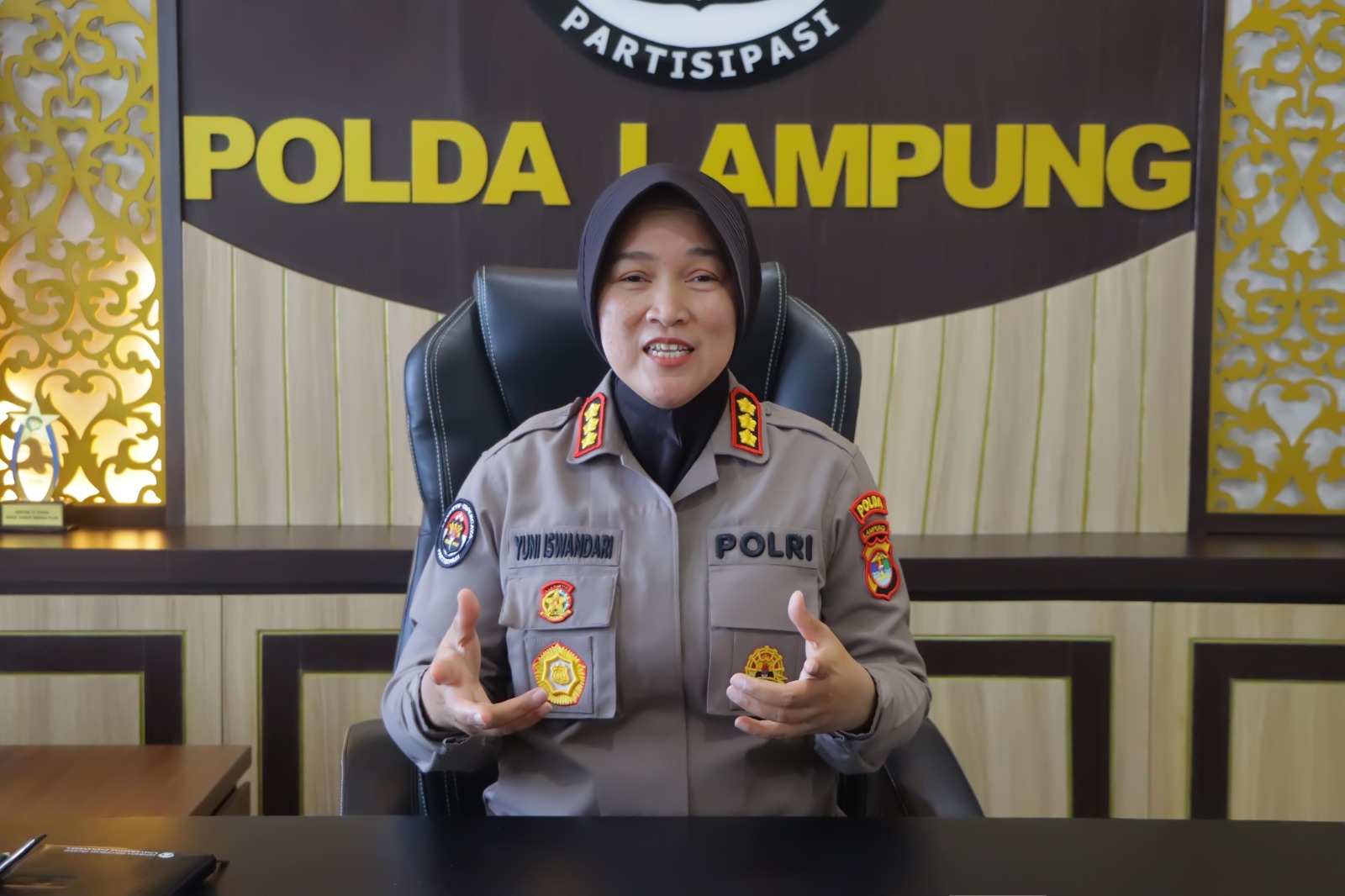 Temukan Mayat Wanita Ditengah Kebun Singkong, Polisi Lakukan Penyelidikan Temukan Mayat Wanita Ditengah Kebun Singkong, Polisi Lakukan Penyelidikan