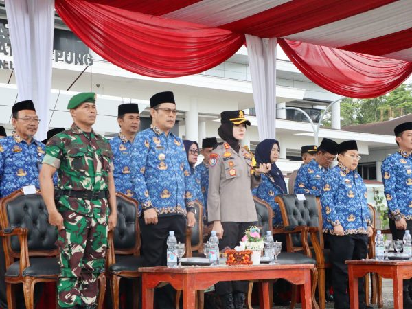 Bupati dan Wakil Bupati Pesibar Hadiri Upacara Hari Lahir Pancasila dan Paripurna Bulanan Bupati dan Wakil Bupati Pesibar Hadiri Upacara Hari Lahir Pancasila dan Paripurna Bulanan