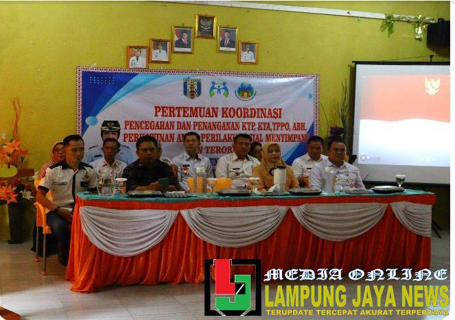 Bupati Ayu Dukung Kolaborasi Pencegajan dan Penanganan Kasus Kekerasan Terhadap Anak dan Perempuan Bupati Ayu Dukung Kolaborasi Pencegajan dan Penanganan Kasus Kekerasan Terhadap Anak dan Perempuan