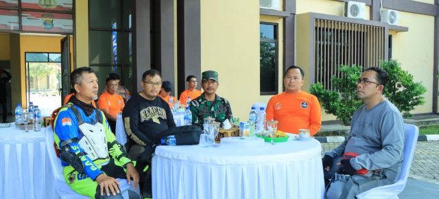 Kapolres Tulang Bawang Barat, Lakukan Pelepasan Gas Amal Trail Adventure Dalam Rangka Hut Bhayangkara Ke- 79