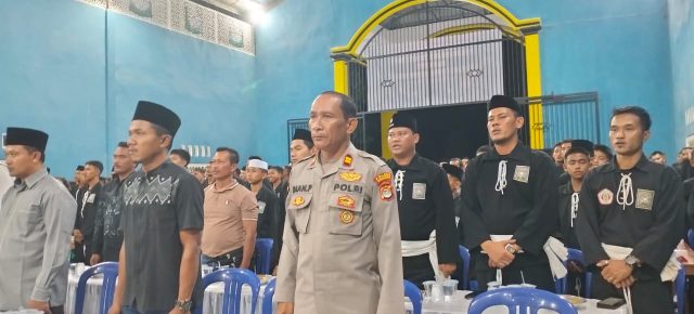 Polsek Lambu Kibang Lakukan Pengamanan Kegiatan Pengesahan Warga PSHT di Gedung Pusdiklat PSHT Tiyuh Indraloka satu Way Kenanga