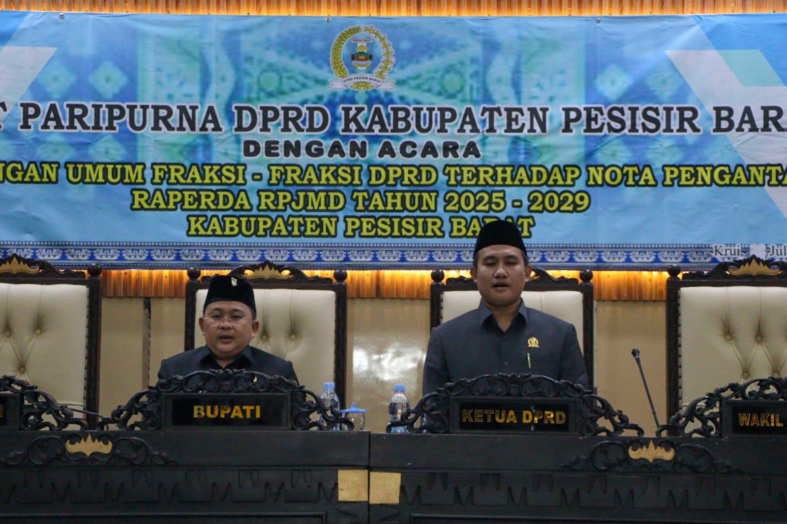 Wakil Bupati Irawan Topani Hadiri Rapat Paripurna Dengan Agenda Pandangan Umum Fraksi Terhadap Nota Pengantar Ranperda RPJMD 2025-2029 Wakil Bupati Irawan Topani Hadiri Rapat Paripurna Dengan Agenda Pandangan Umum Fraksi Terhadap Nota Pengantar Ranperda RPJMD 2025-2029