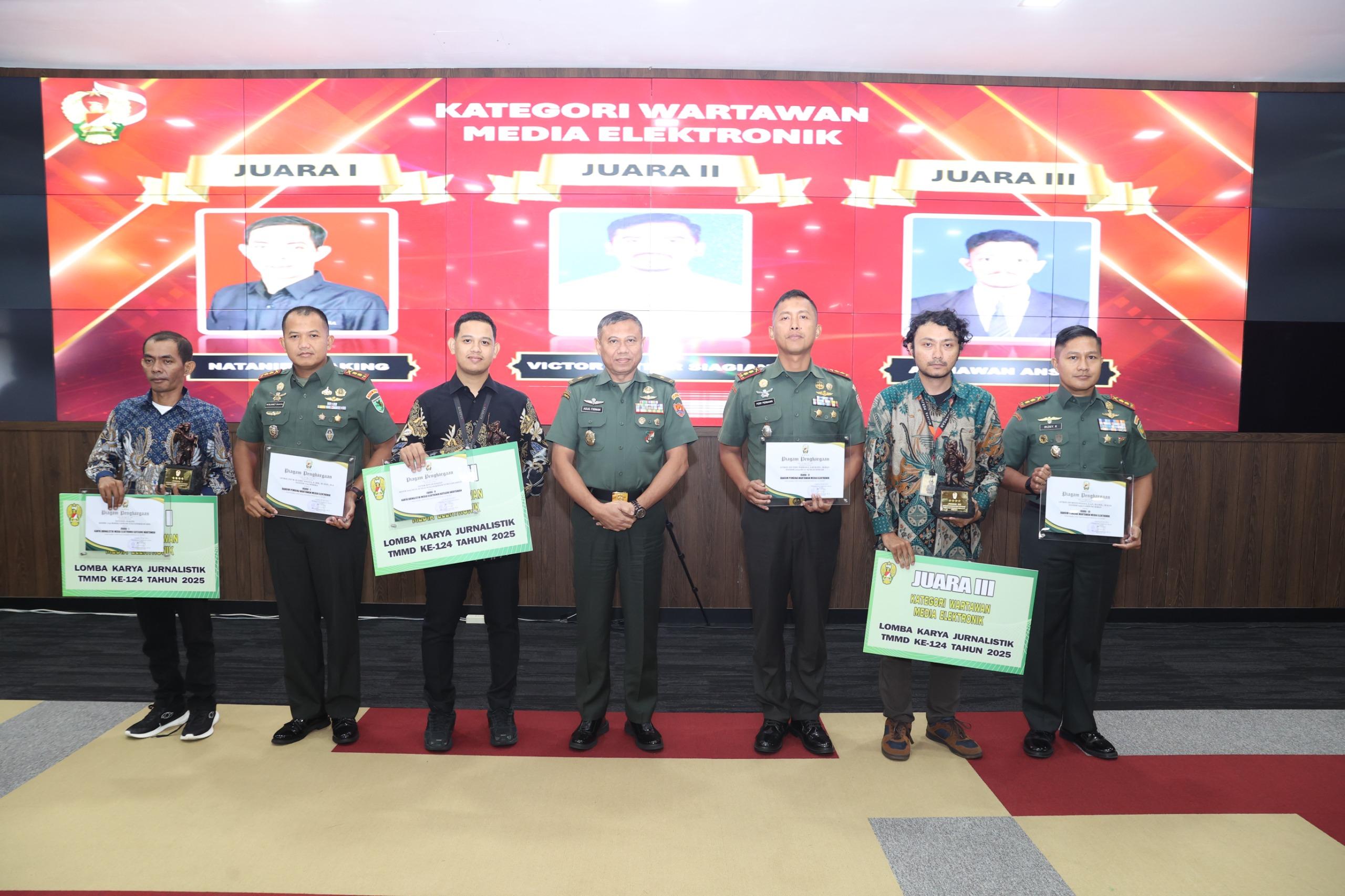 Kodim 0422/Lampung Barat Raih Penghargaan Lomba Karya Jurnalistik TMMD ke-124 TA 2025 Kodim 0422/Lampung Barat Raih Penghargaan Lomba Karya Jurnalistik TMMD ke-124 TA 2025