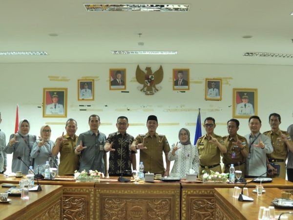 Bupati Dedi Irawan Terima Kunjungan Dirut BPD Lampung