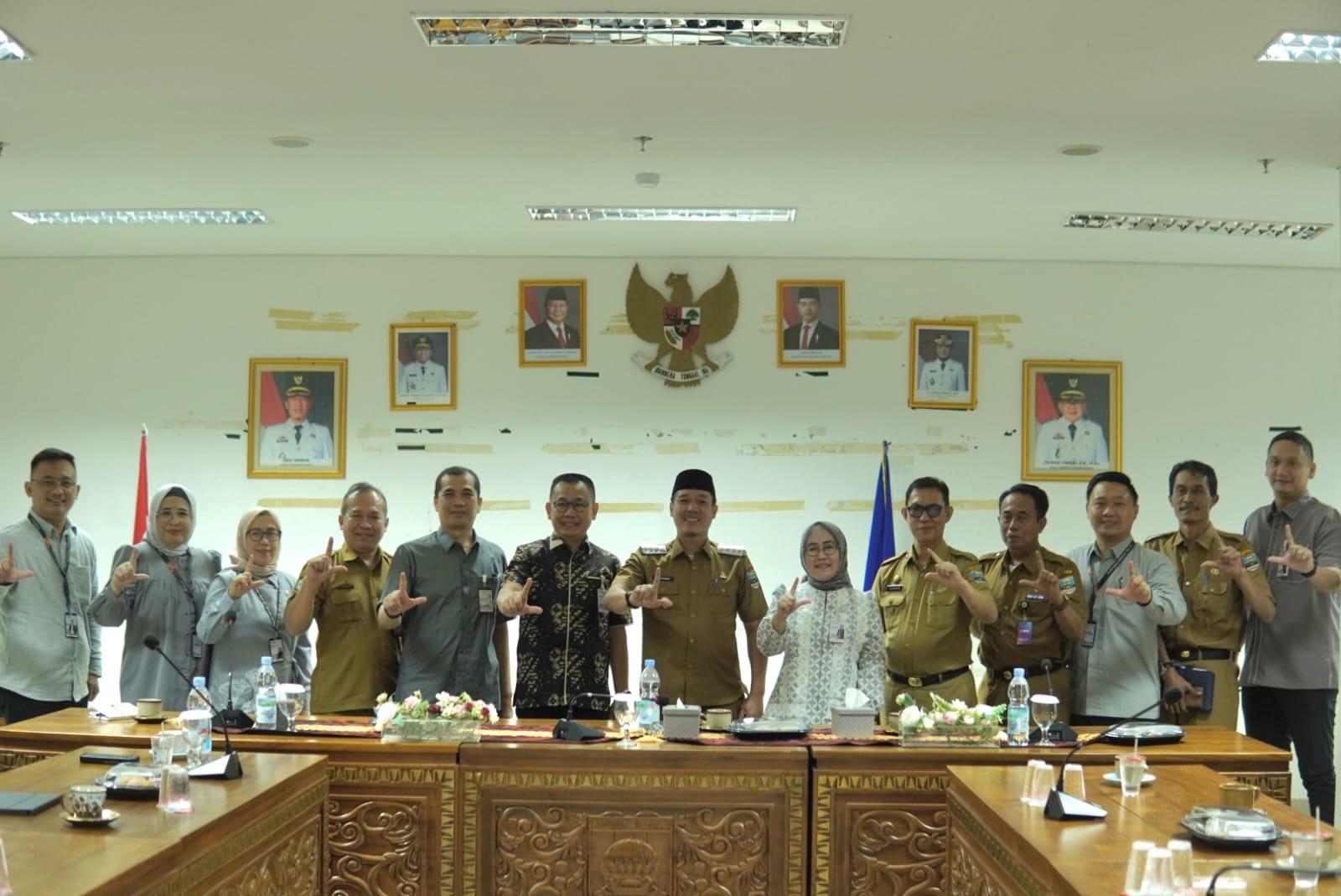 Bupati Dedi Irawan Terima Kunjungan Dirut BPD Lampung Bupati Dedi Irawan Terima Kunjungan Dirut BPD Lampung