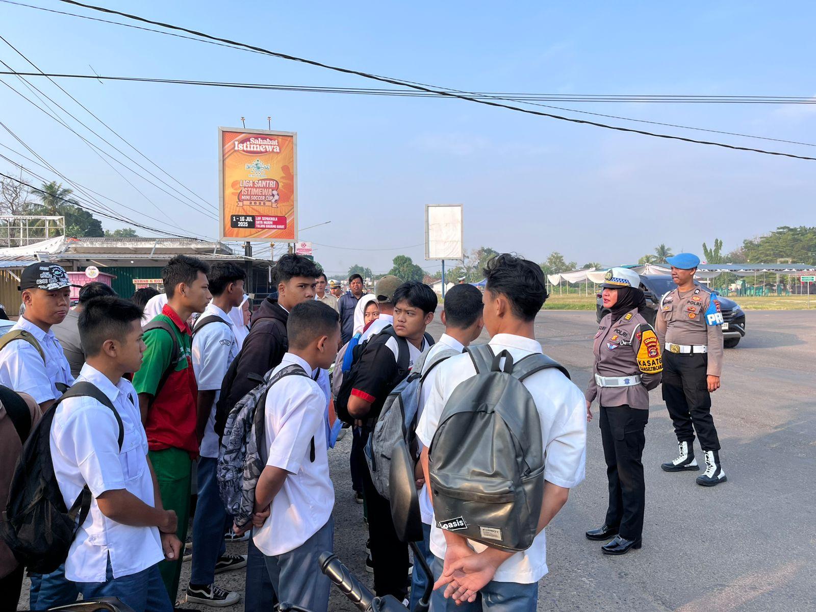 Polres Tulang Bawang Barat Tindak 1.025 Pelanggar Lalu Lintas selama Sembilan Hari Ops Patuh Krakatau 2025 Polres Tulang Bawang Barat Tindak 1.025 Pelanggar Lalu Lintas selama Sembilan Hari Ops Patuh Krakatau 2025