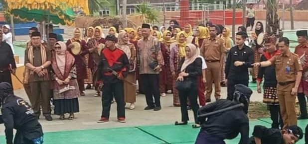 Bupati Tanggamus H.Moh Saleh Asnawi Hadiri Festival Seni Budaya Adat Lampung di Taman Soekarno