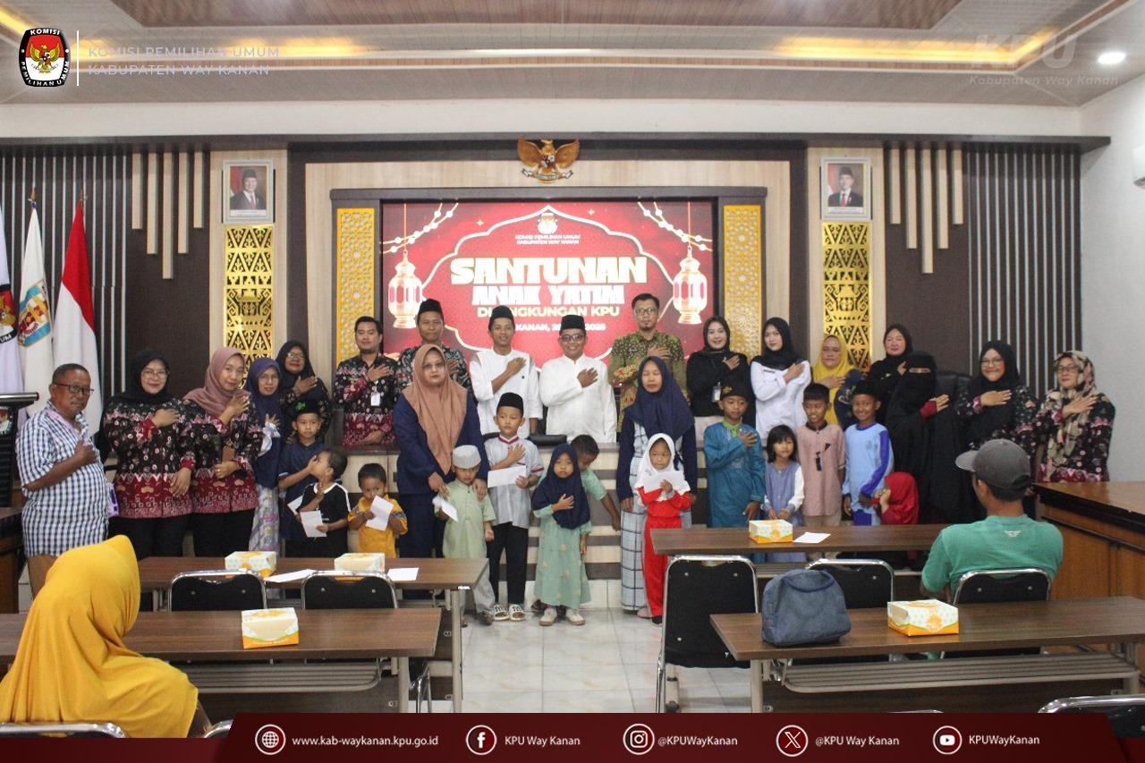 Jum'at Berkah, KPU Way Kanan Berbagi Bersama Anak Yatim Jum'at Berkah, KPU Way Kanan Berbagi Bersama Anak Yatim