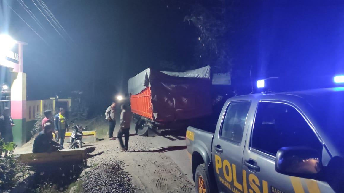 Jaga Stabilitas Kamtibmas, Polsek Lambu Kibang Lakukan Patroli Dini Hari