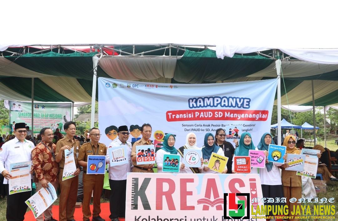 Asisten I Audi Marpi Resmi Buka Kampanye Transisi PAUD ke SD Menyenangkan Di Pesisir Barat Asisten I Audi Marpi Resmi Buka Kampanye Transisi PAUD ke SD Menyenangkan Di Pesisir Barat