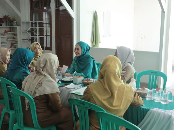 Gelar Rapat Persiapan Peringatan HUT RI Ke-80, TP-PKK Pesibar Ikut Andil Meriahkan HUT RI Ke-80 Gelar Rapat Persiapan Peringatan HUT RI Ke-80, TP-PKK Pesibar Ikut Andil Meriahkan HUT RI Ke-80
