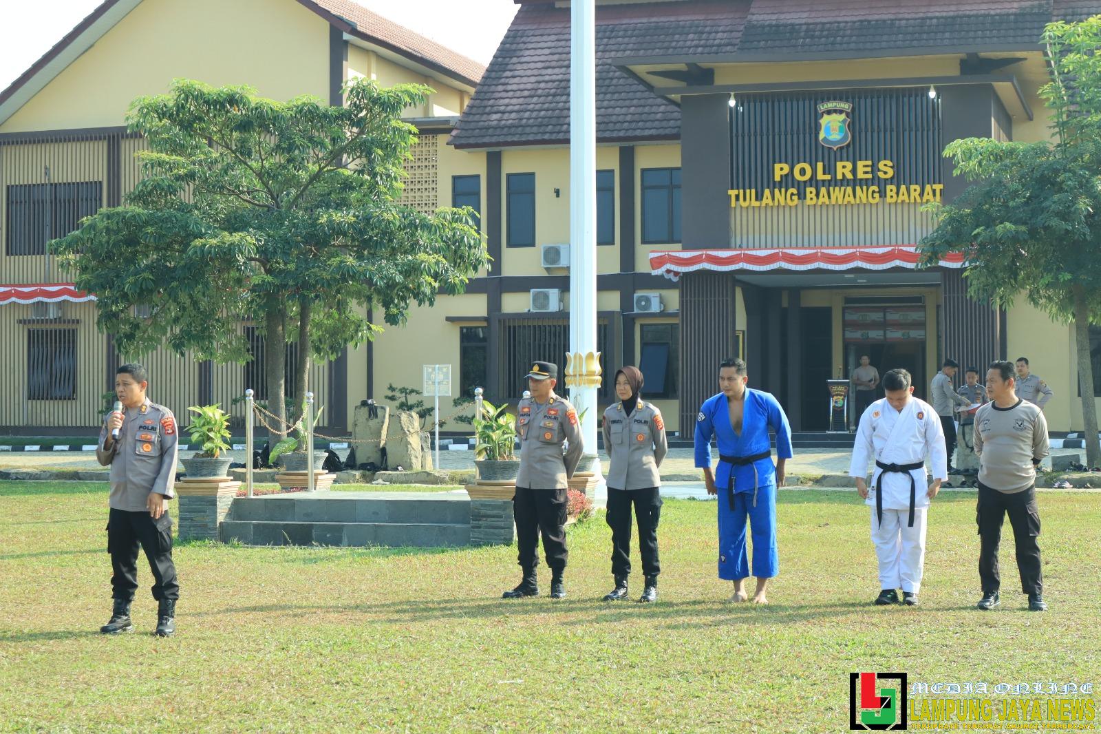 Ujian Bela Diri Polri Dalam Rangka UKP Periode 1 Januari 2026 Digelar di Mapolres Tulang Bawang Barat, Libatkan Tiga Polres Ujian Bela Diri Polri Dalam Rangka UKP Periode 1 Januari 2026 Digelar di Mapolres Tulang Bawang Barat, Libatkan Tiga Polres