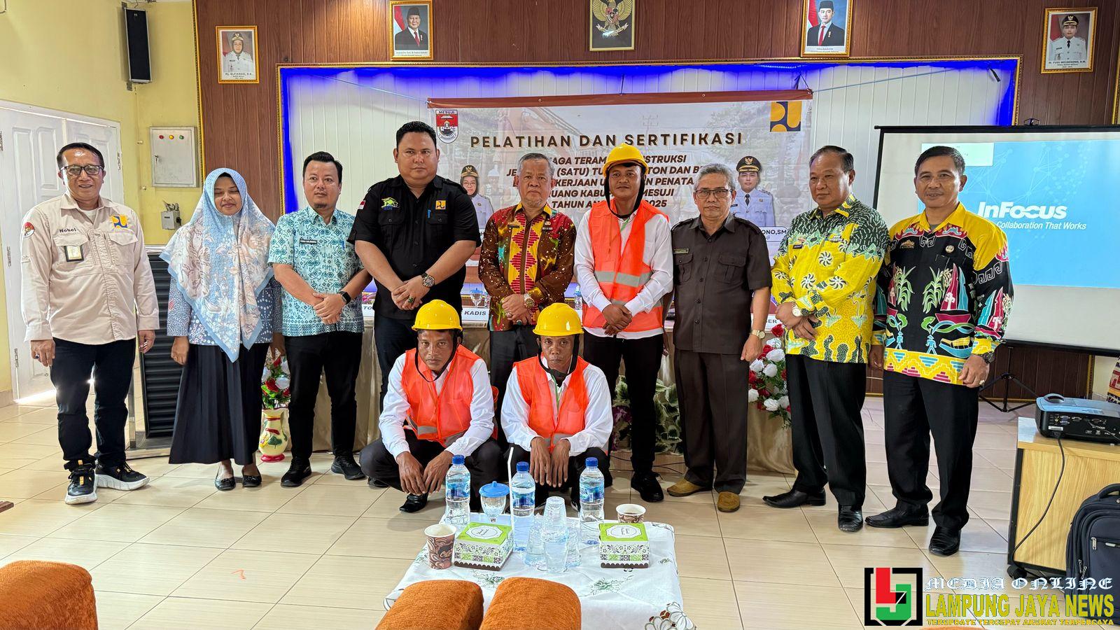 Dinas PUPR Mesuji Gelar Pelatihan dan Sertifikasi Tenaga Terampil Kontruksi Dinas PUPR Mesuji Gelar Pelatihan dan Sertifikasi Tenaga Terampil Kontruksi
