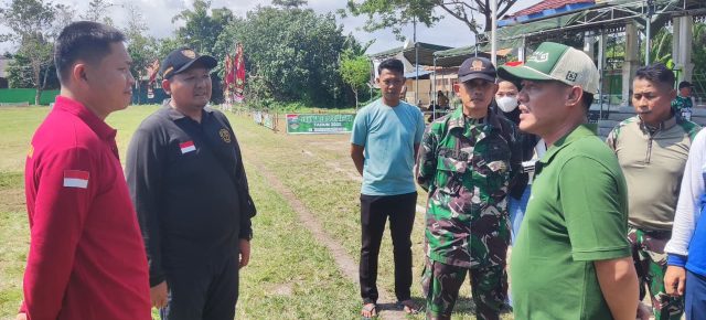Bupati dan Ketua TP-PKK Pesibar Tinjau Proses Pelatihan Calon Paskibraka