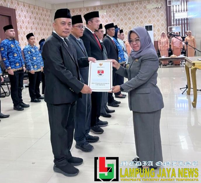 Bupati Mesuji Elfianah Lantik 5 Pejabat Eselon II dan 25 Pejabat Lainnya, Tekankan Pelayanan Publik