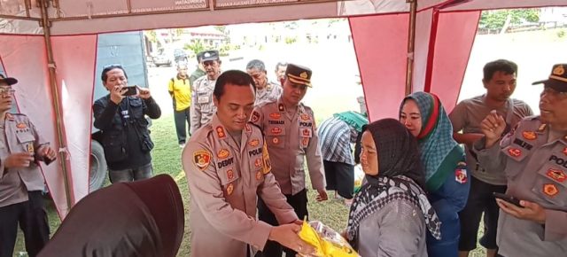 Polres Lampung Utara Gelar GPM Polri, 2 Ton Beras Habis Diserbu Masyarakat