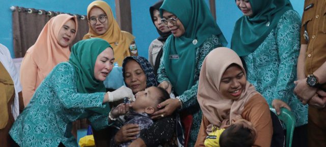 Ketua TP-PKK Dian Hardiyanti Dedi Tinjau Posyandu Fi Gunung Kemala dan Way Sindi Hanuan