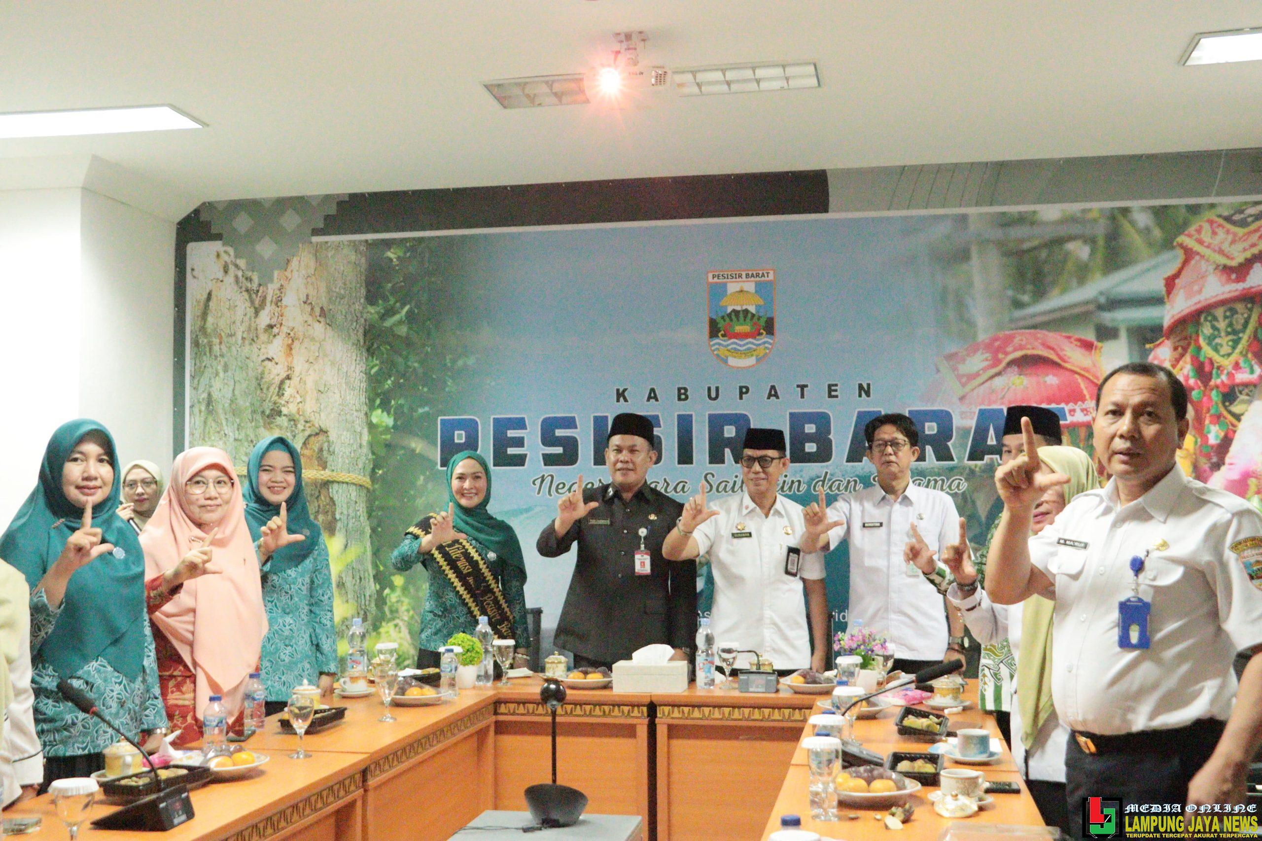 Pj Sekda Tedi Zadmiko Resmi Buka Kegiatan "SAYA GEMAR MEMBACA" Untuk Tingkatkan Literasi Masyarakat