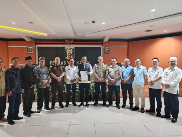 Sekda Machiavelli HT Sukses Buat Kesepakatan Dalam Mediasi Dilahan PTPN 1 Regional VII Blambangan Umpu 