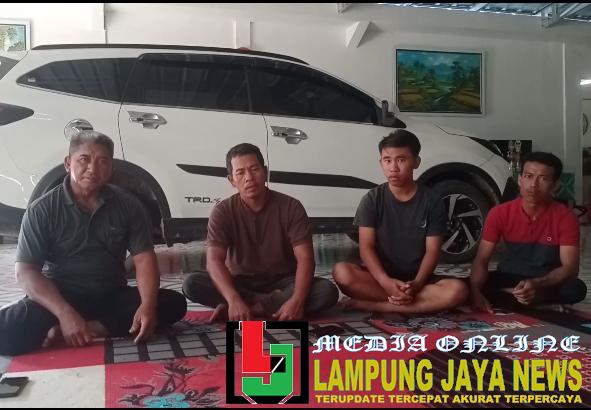 Pupuk Subsidi Melonjak Dua Kali Lipat dari HET, Petani Menjerit: “Mau Lapor ke Siapa?”