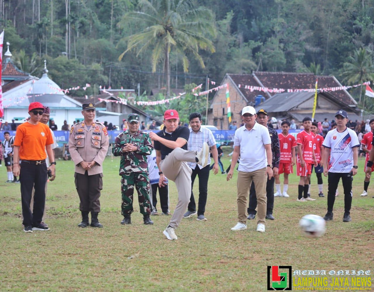 Buka Sukapura Cup 2025, Parosil Mabsus Apresiasi Kolaborasi Olahraga dan Seni Budaya Buka Sukapura Cup 2025, Parosil Mabsus Apresiasi Kolaborasi Olahraga dan Seni Budaya