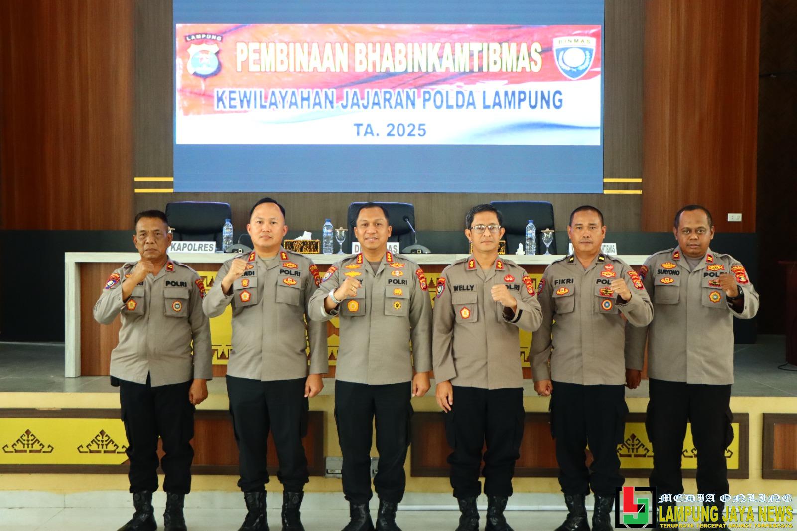 Direktur Pembinaan Masyarakat Polda Lampung Gelar Anev dan Pembinaan Kinerja Bhabinkamtibmas di Polres Tulang Bawang Barat Direktur Pembinaan Masyarakat Polda Lampung Gelar Anev dan Pembinaan Kinerja Bhabinkamtibmas di Polres Tulang Bawang Barat