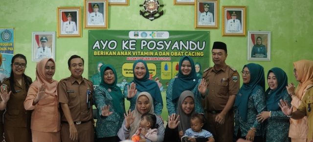 Ketua TP-PKK, Dian Hardiyanti Dedi Tinjau Pelaksanaan Posyandu Di Pekon Way Redak dan Pemerihan
