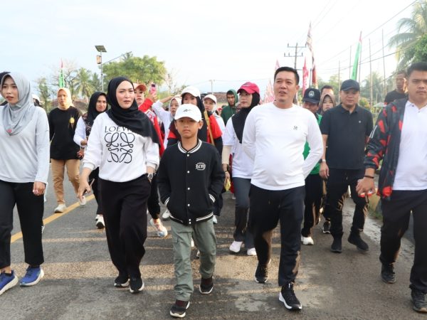 Bupati Dedi Irawan Lepas Peserta Fun Walk Dalam Rangka Peringati HUT RI Ke-80 Bupati Dedi Irawan Lepas Peserta Fun Walk Dalam Rangka Peringati HUT RI Ke-80