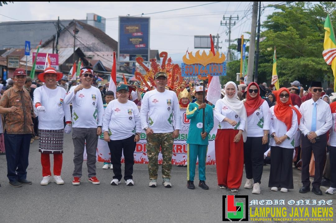 Rangkaian HUT RI Ke-80, Bupati Dedi Irawan Lepas Para Peserta Karnaval Budaya Rangkaian HUT RI Ke-80, Bupati Dedi Irawan Lepas Para Peserta Karnaval Budaya