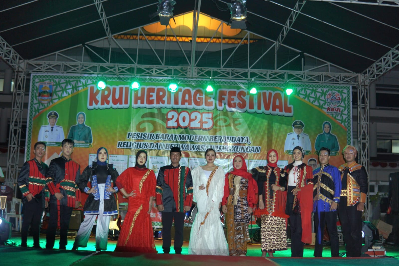 Bupati Dedi Irawan Tutup Kegiatan Krui Heritage Festival Tahun 2025