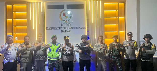 Patroli Skala Besar Polres Tulang Bawang Barat Berikan Rasa Aman dan Nyaman Masyarakat